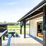 Σαλέ Seaside Wooden *