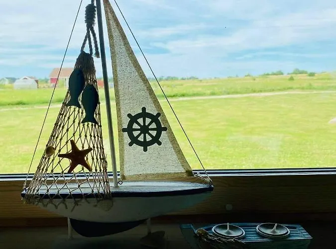 Chalet Seaside Wooden *