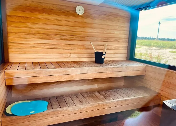 Seaside Wooden Spithami