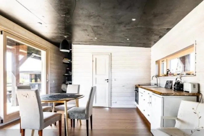 Alpehytte Seaside Wooden *